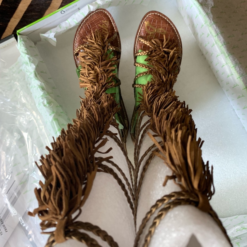 SAM EDELMAN GIA Gladiator Sandal FRINGE Sz8.5